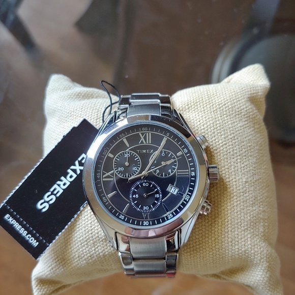 Express Watch - Picture 3 of 6